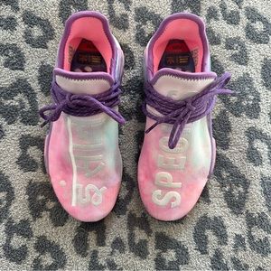 human race holi pink